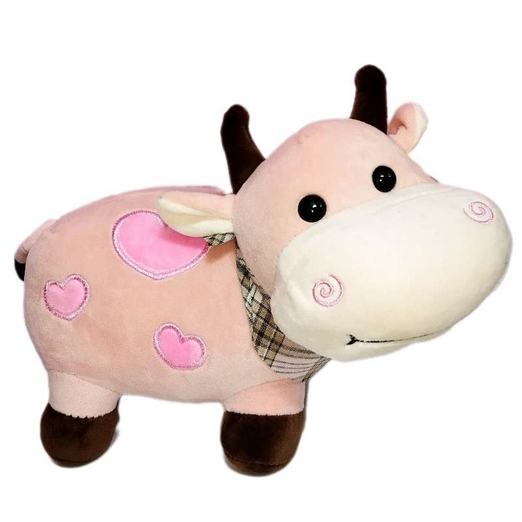 عروسک گاو صورتی با قلب بزرگ روی سینه، مناسب برای هدیه عاشقانه و دکور کودکانه